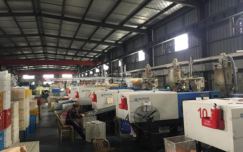 Cixi Changhe Leyou Sanitary Ware Factory ligne de production en usine